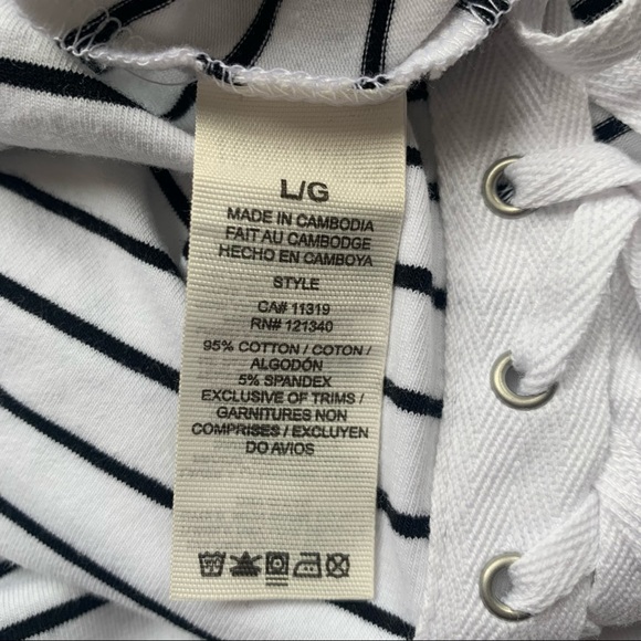 Lace-up body suit with snap closure. - Picture 4 of 5